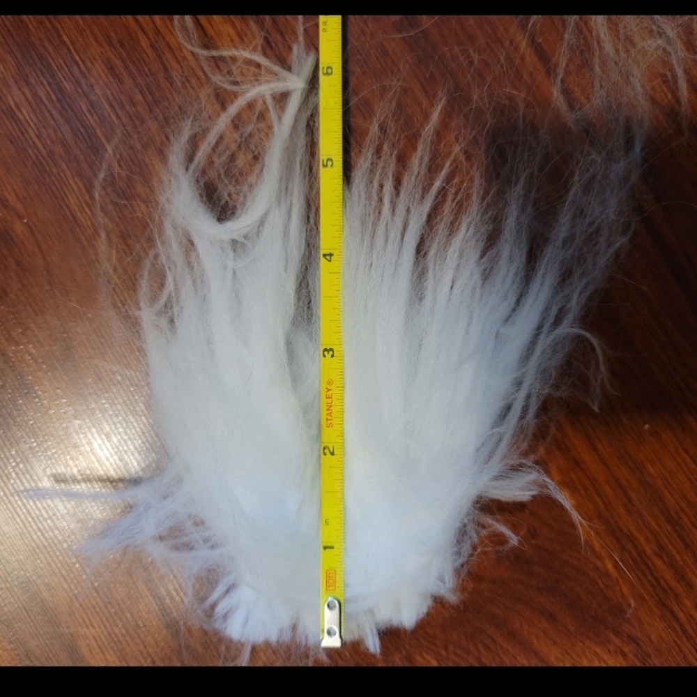 Prime Angora Rabbit Fiber 8.45 oz - Picture 5 of 6